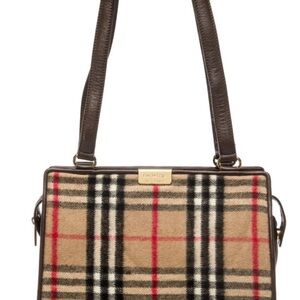 Burberry haymart check vintage
Brown and Red Plaid Shoulder Bag